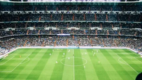 【巅峰对决】76人连战连捷，勇士能否逆袭逆袭再战辉煌？